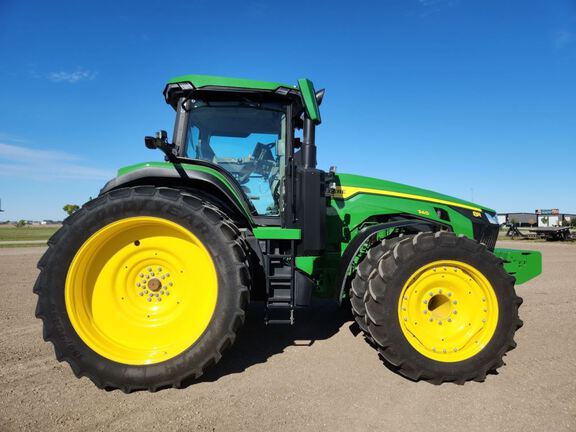 2025 John Deere 8R 340 Tractor