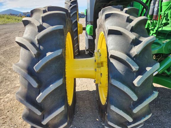 2025 John Deere 8R 340 Tractor