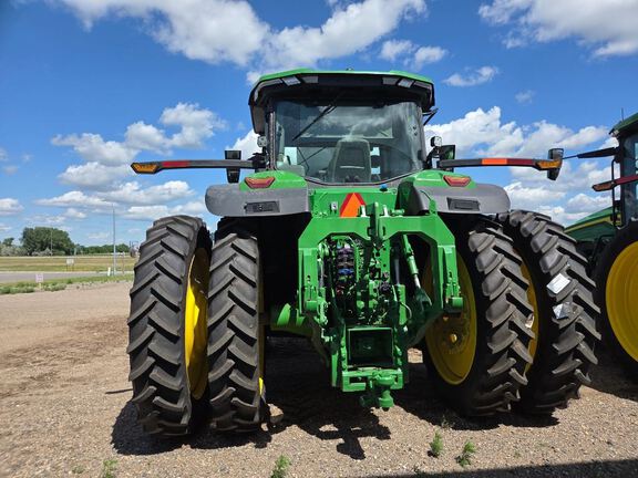2025 John Deere 8R 340 Tractor