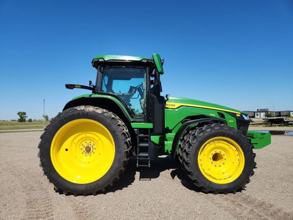 2025 John Deere 8R 340 Tractor