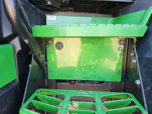 2025 John Deere 8R 340 Tractor