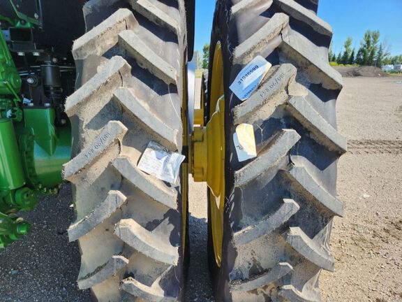 2025 John Deere 8R 340 Tractor