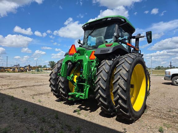 2025 John Deere 8R 340 Tractor