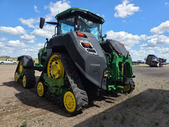 2024 John Deere 8RX 370 Tractor Rubber Track