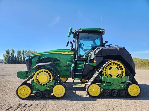 2024 John Deere 8RX 370 Tractor Rubber Track