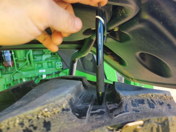 2024 John Deere 8RX 370 Tractor Rubber Track