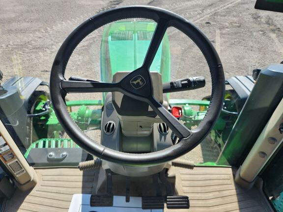 2024 John Deere 8RX 370 Tractor Rubber Track