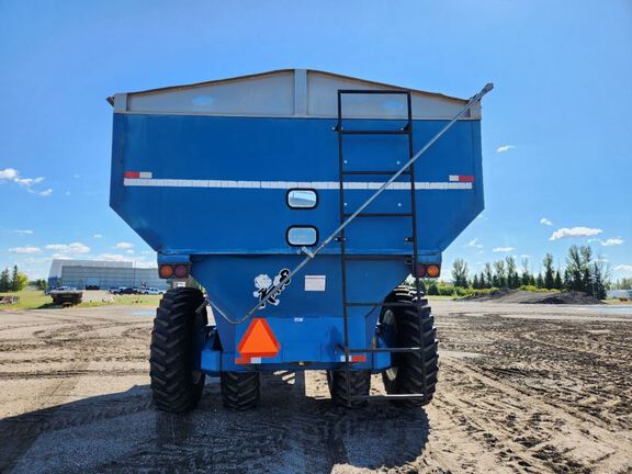 Kinze 1040 Grain Cart