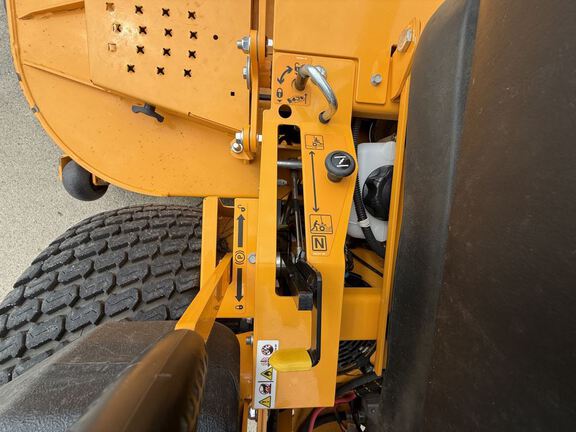 2024 Cub Cadet PRO Z 972S Mower/Zero Turn