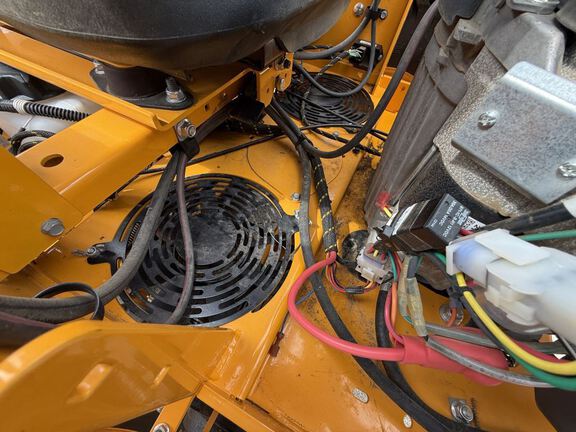 2024 Cub Cadet PRO Z 972S Mower/Zero Turn