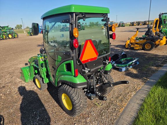 2023 John Deere 1025R Tractor Compact