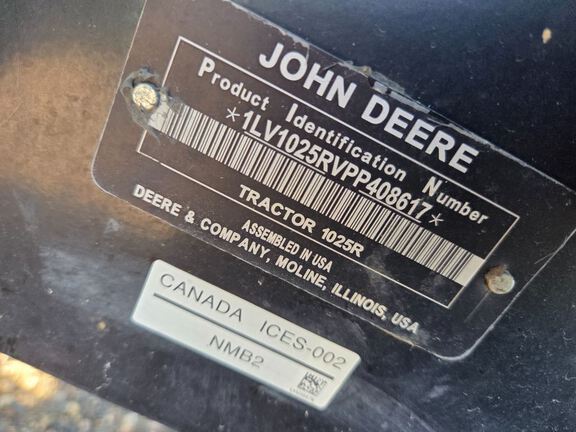 2023 John Deere 1025R Tractor Compact