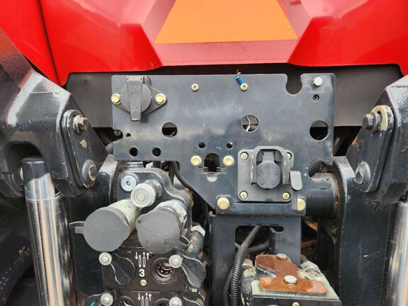 2013 Case 315 MAGNUM Tractor