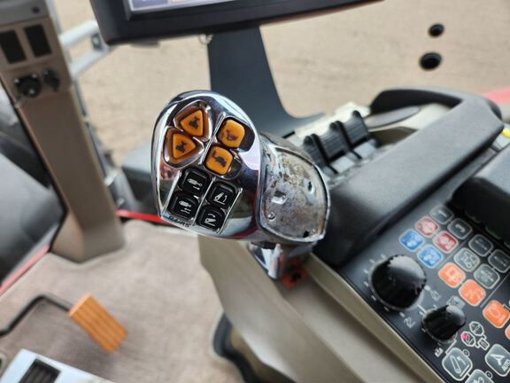 2013 Case 315 MAGNUM Tractor