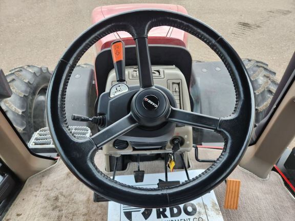 2013 Case 315 MAGNUM Tractor