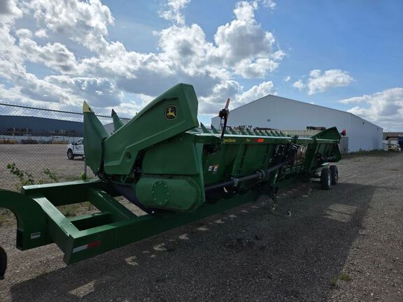 2023 John Deere C18R Header Corn Head