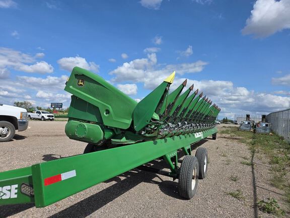 2023 John Deere C18R Header Corn Head