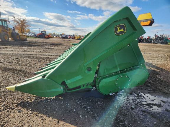 2023 John Deere C18R Header Corn Head
