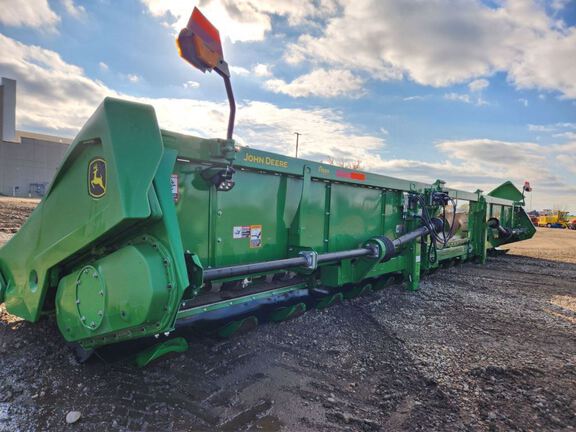 2023 John Deere C18R Header Corn Head
