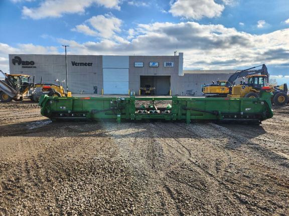 2023 John Deere C18R Header Corn Head