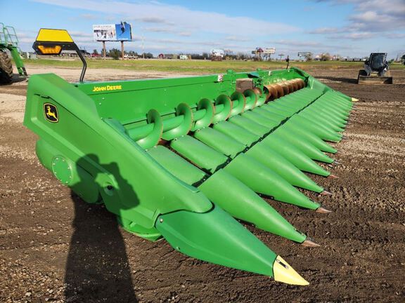 2023 John Deere C18R Header Corn Head