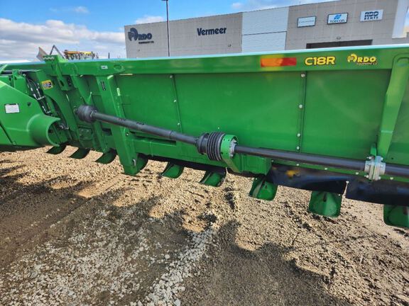 2023 John Deere C18R Header Corn Head