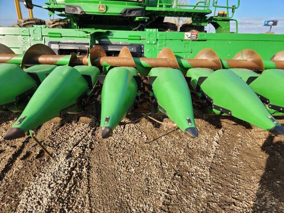 2023 John Deere C18R Header Corn Head