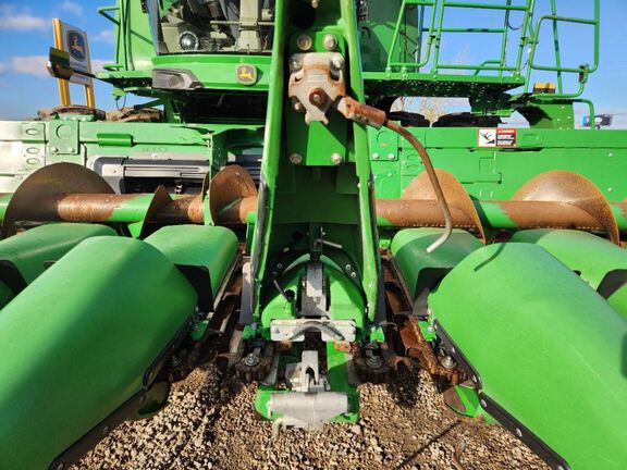 2023 John Deere C18R Header Corn Head