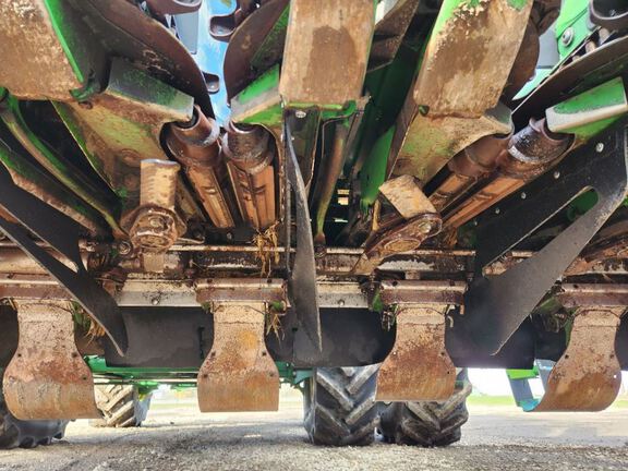 2023 John Deere C18R Header Corn Head
