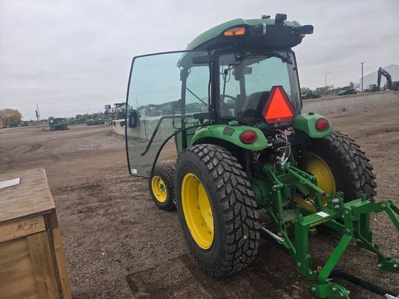 2023 John Deere 4075R Tractor Compact