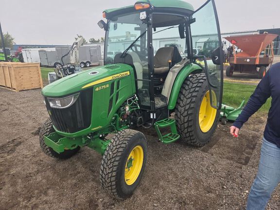 2023 John Deere 4075R Tractor Compact