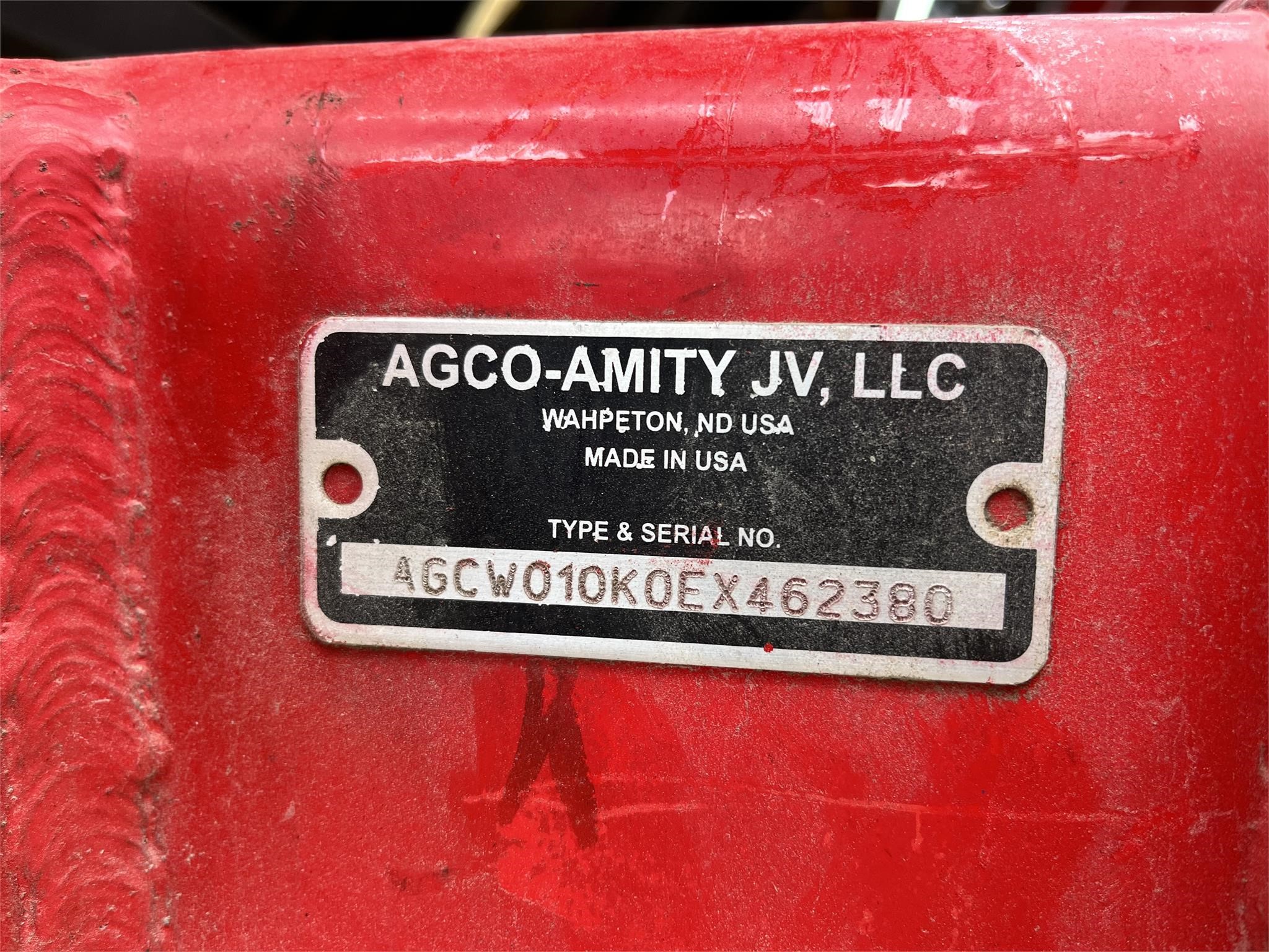 2014 White 9924VE Planter