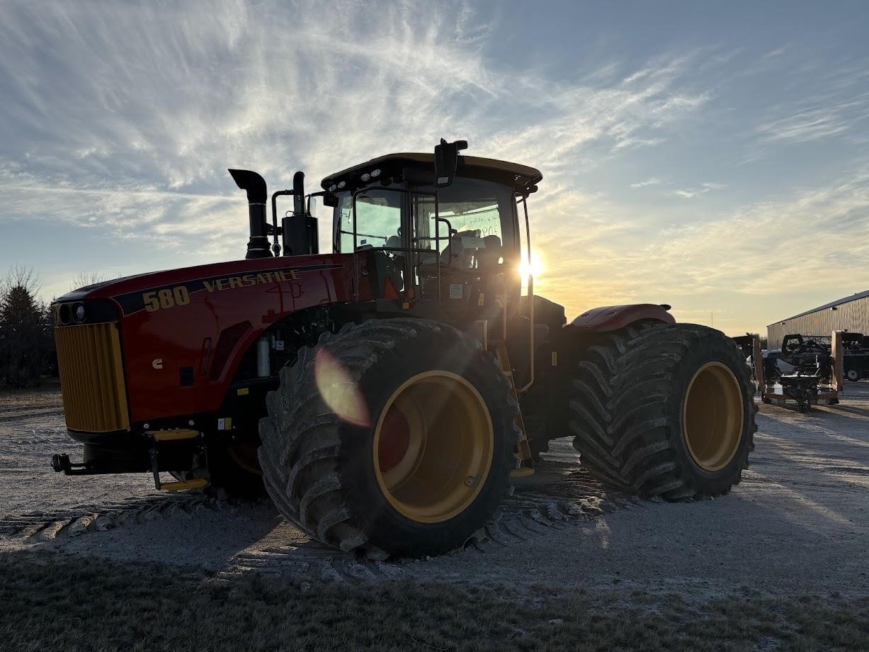 2025 Versatile 580 Tractor