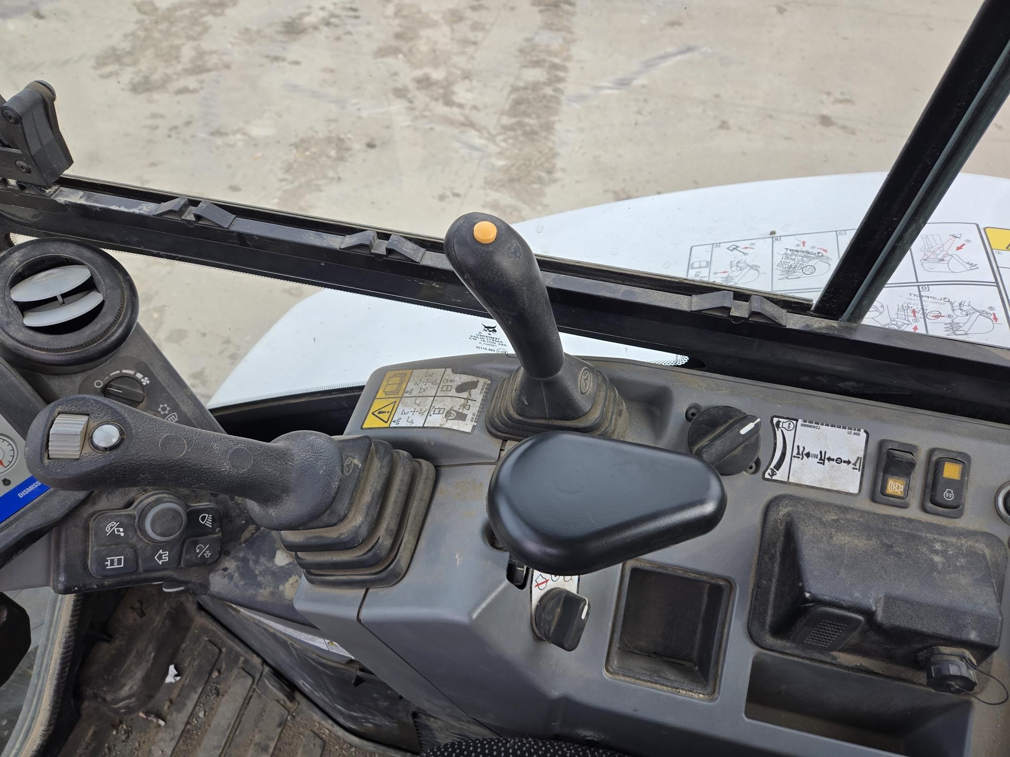 2022 Bobcat E35 Excavator Mini