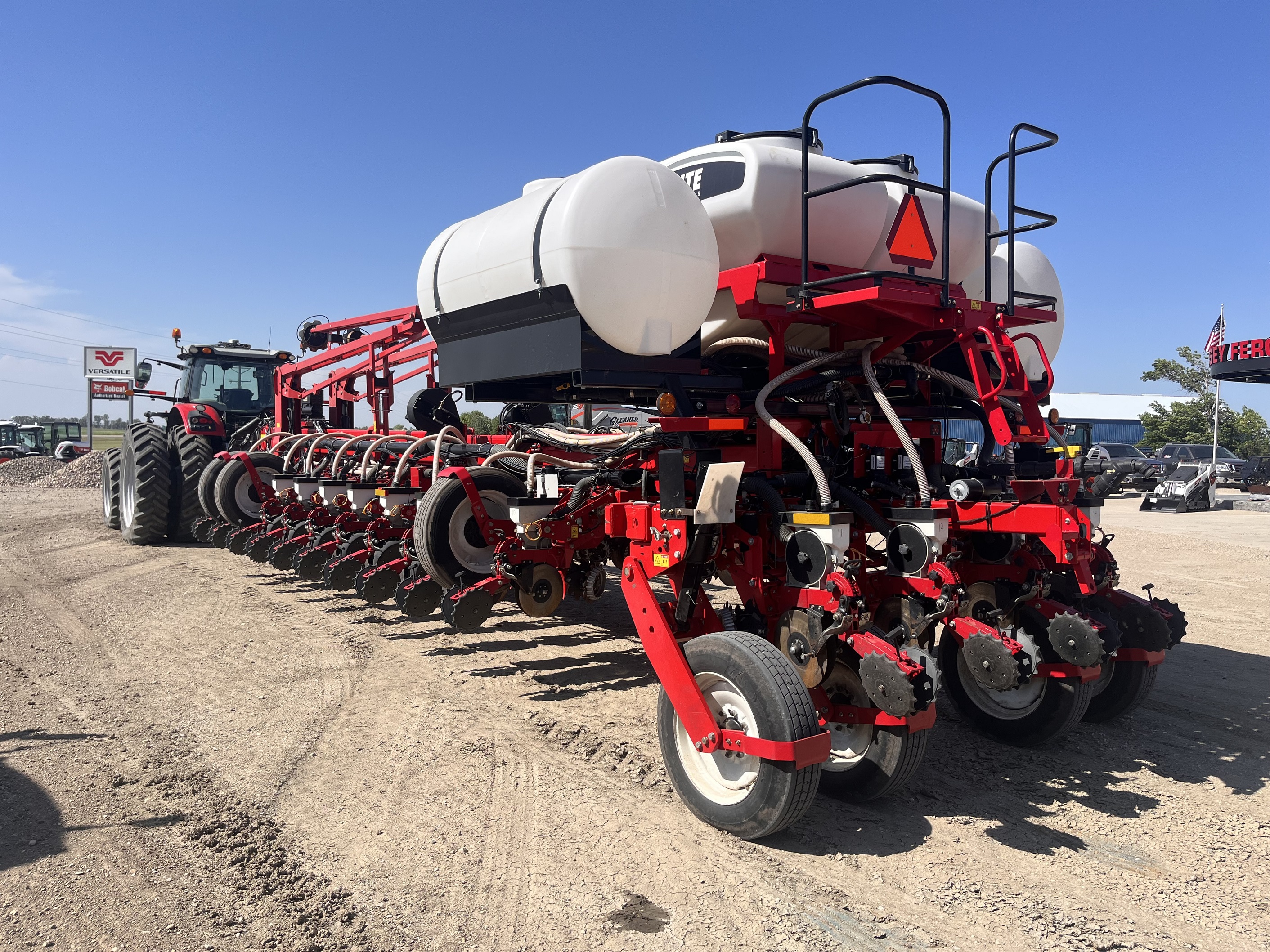 2014 White WP9824-30 Planter