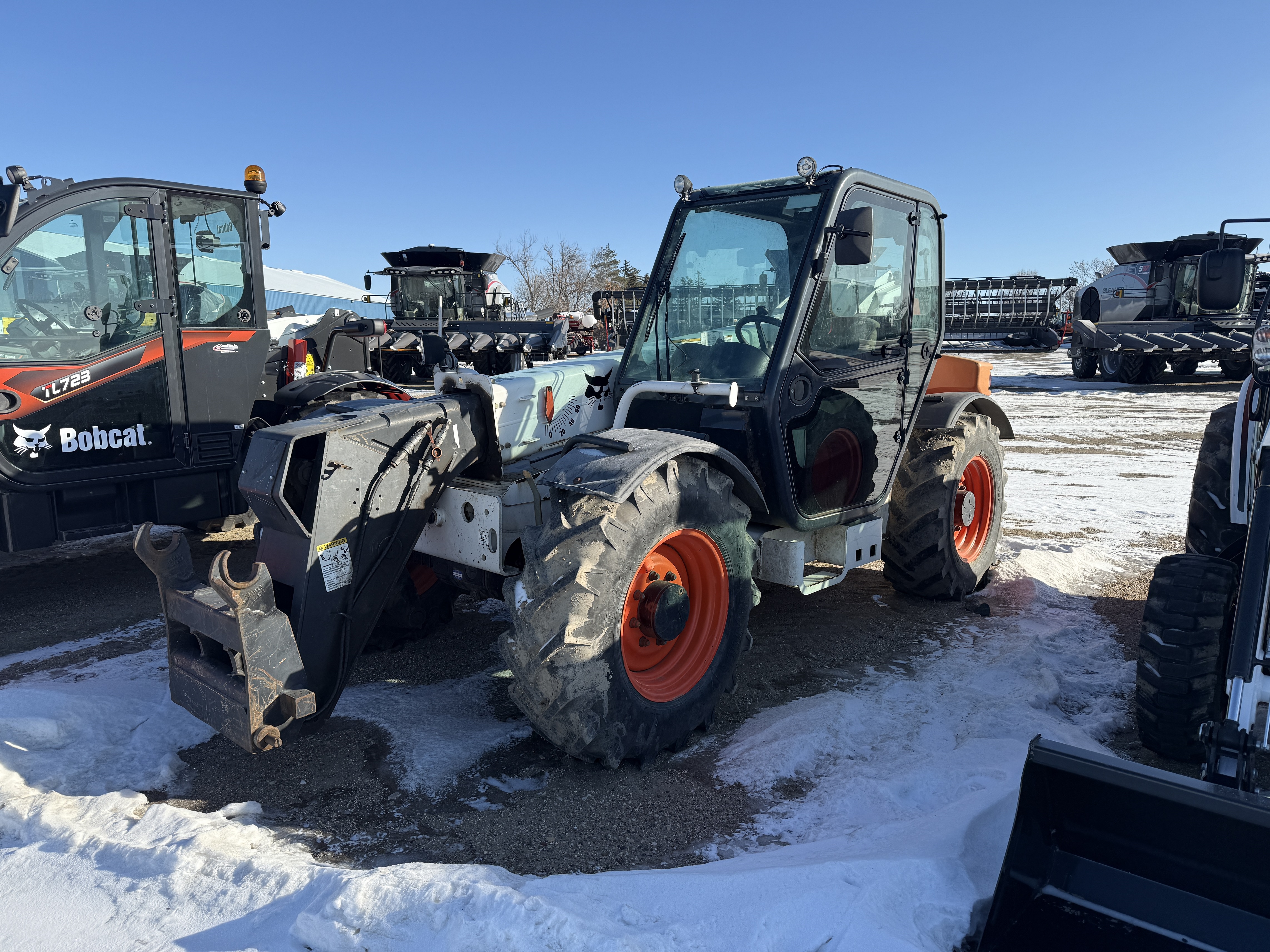 2010 Bobcat V723 TeleHandler