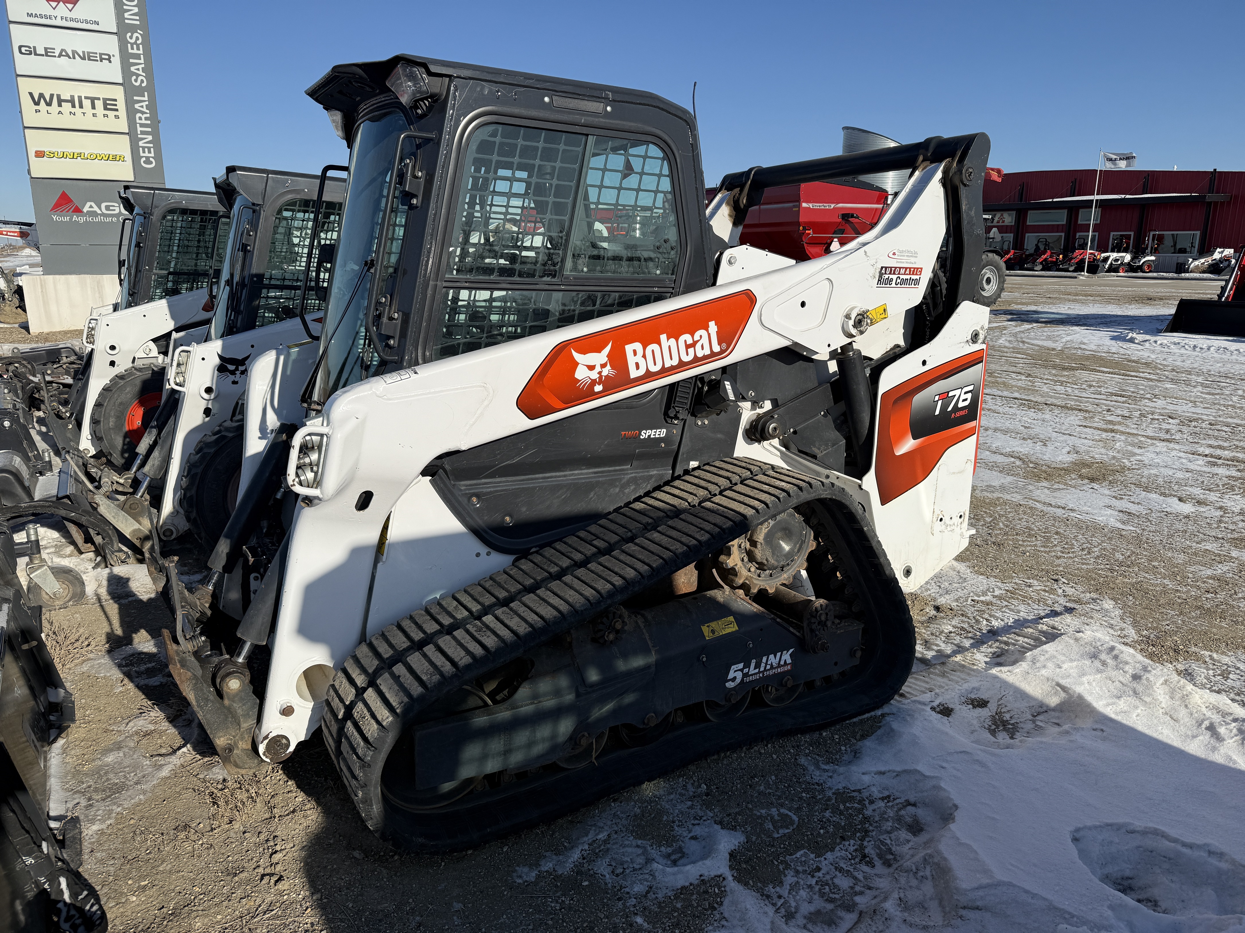 2020 Bobcat T76 Compact Track Loader