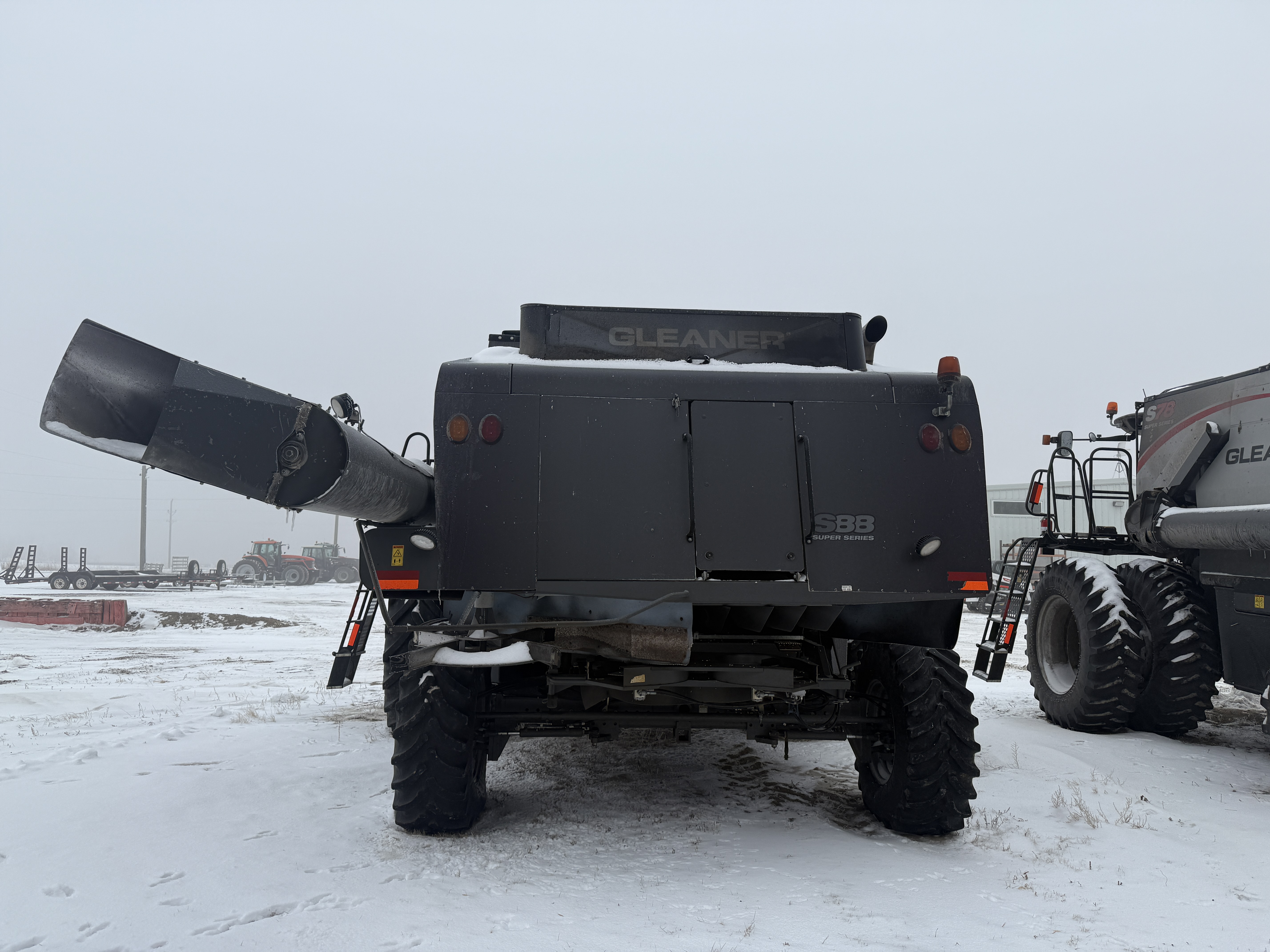 2014 AGCO Gleaner S88 Combine