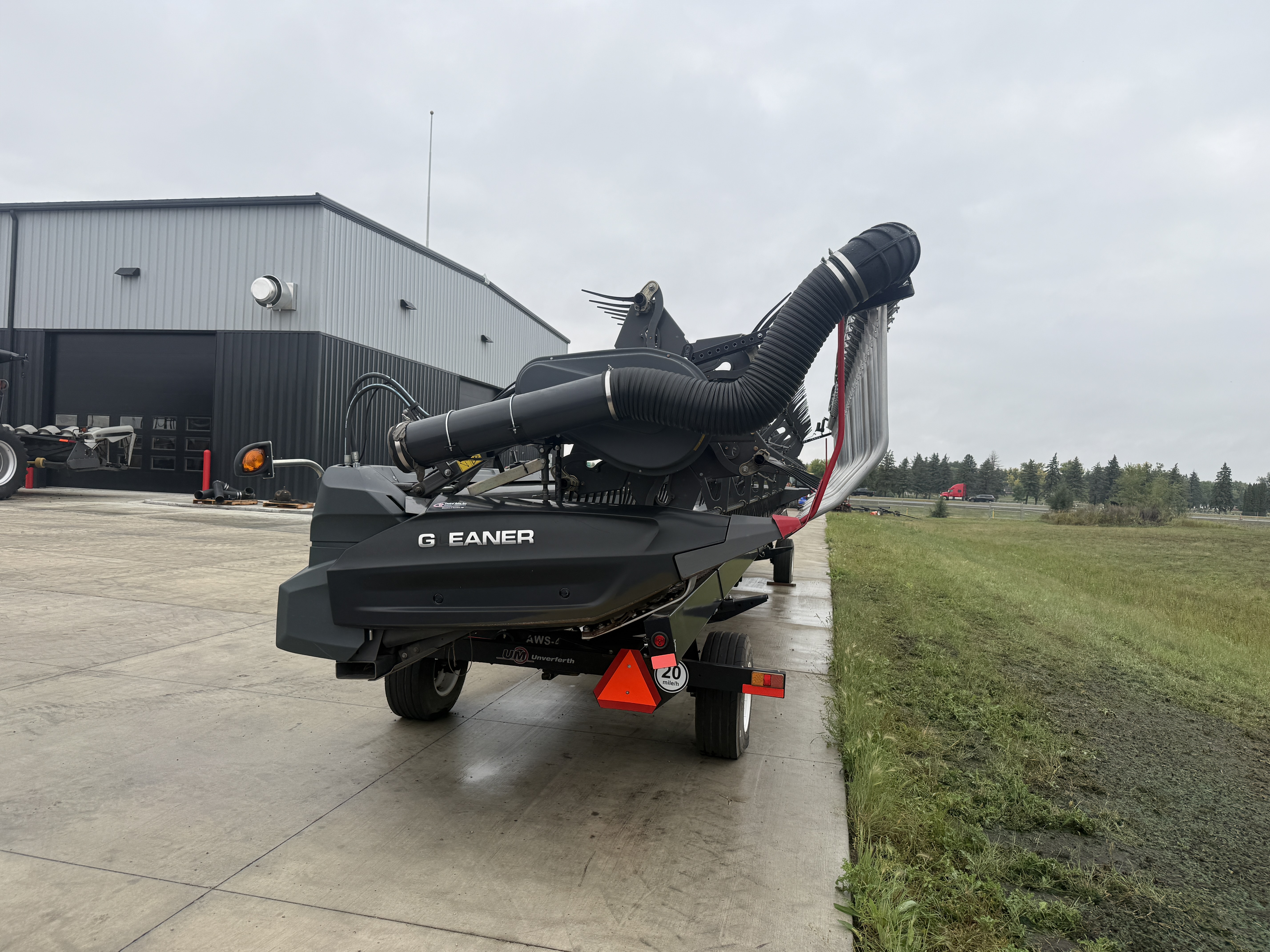 2022 AGCO Gleaner 9340 Header Combine
