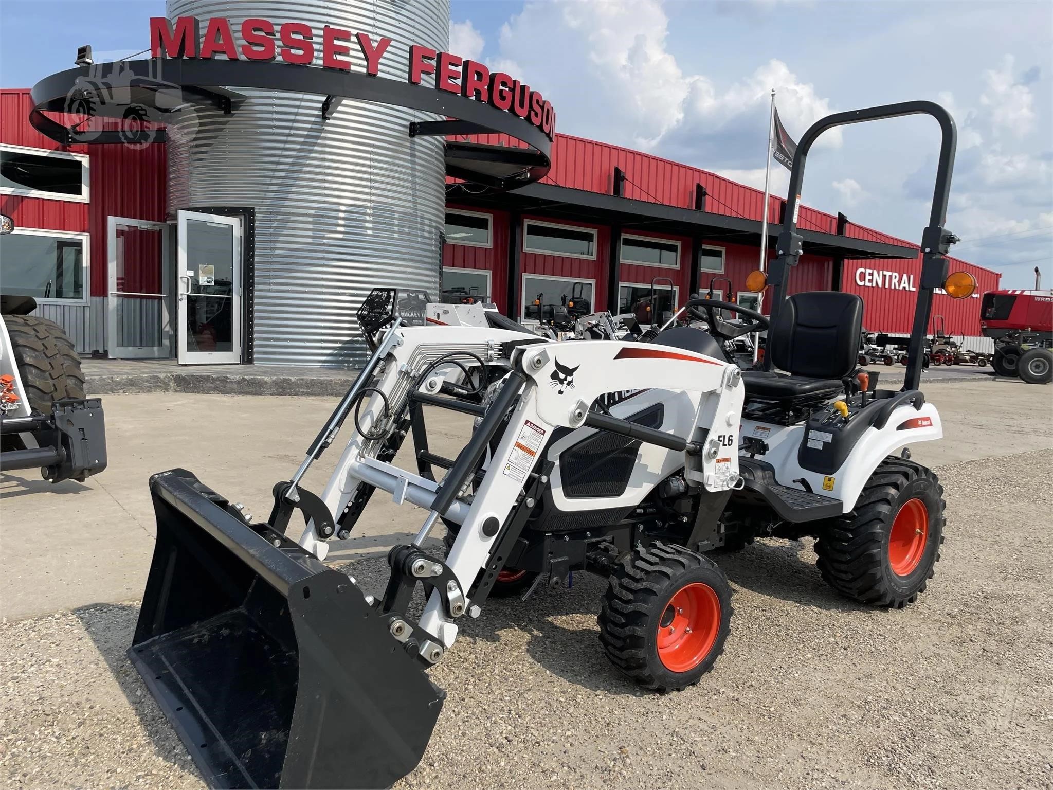 2025 Bobcat CT1025 Tractor