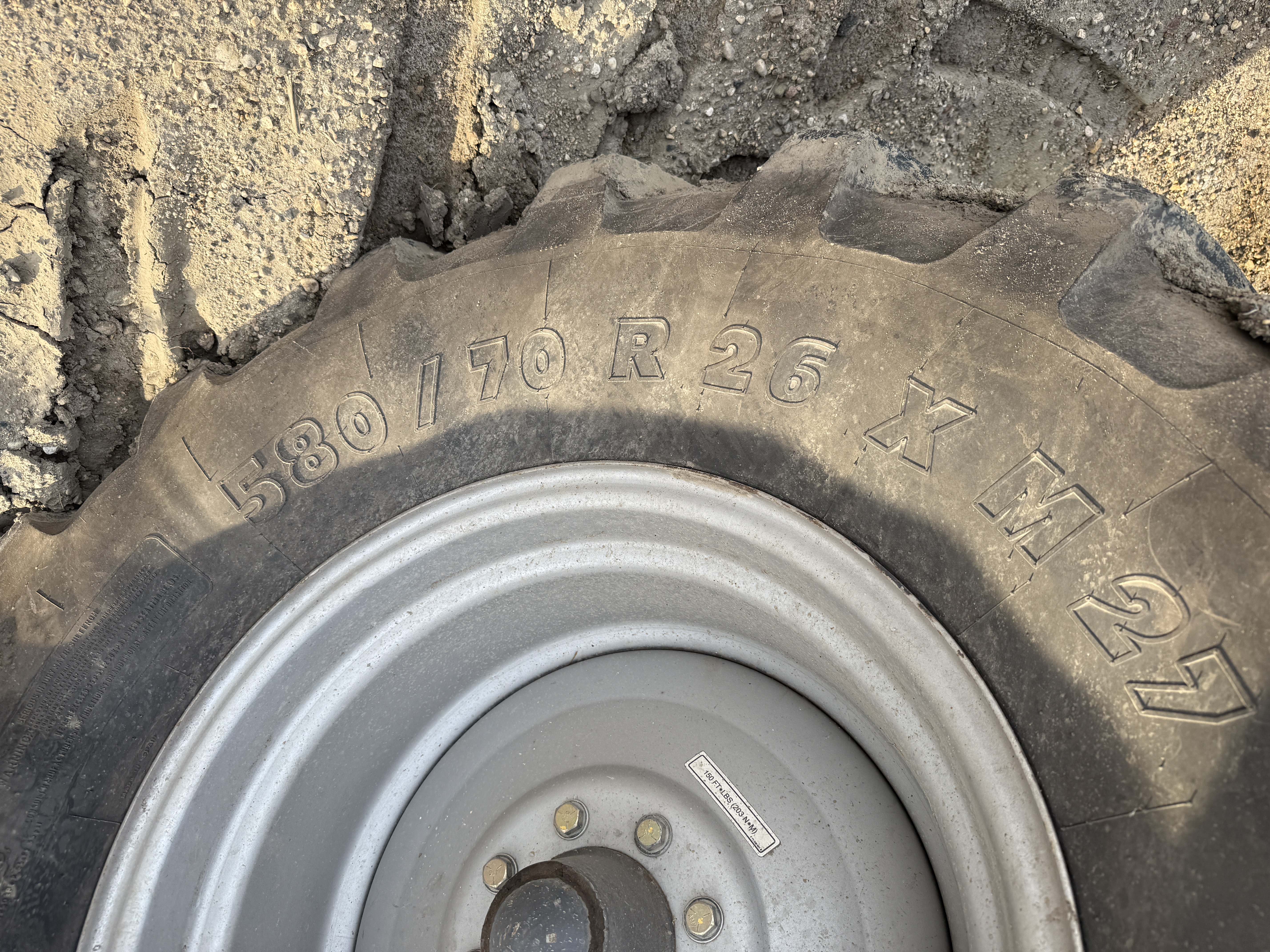 2009 AGCO Gleaner R66 Combine