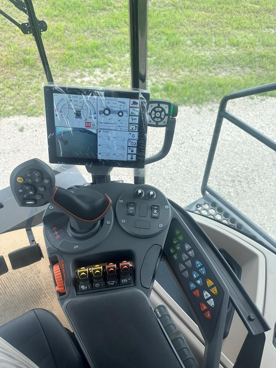 2026 AGCO Gleaner T81 Combine