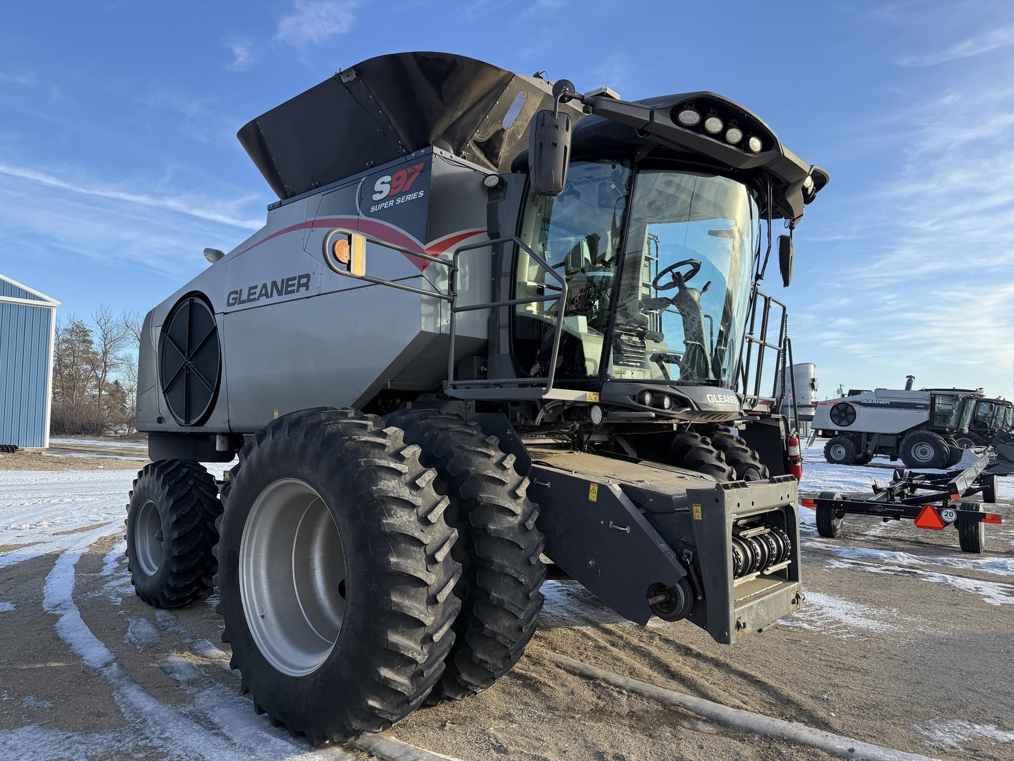 2017 AGCO Gleaner S97 Combine