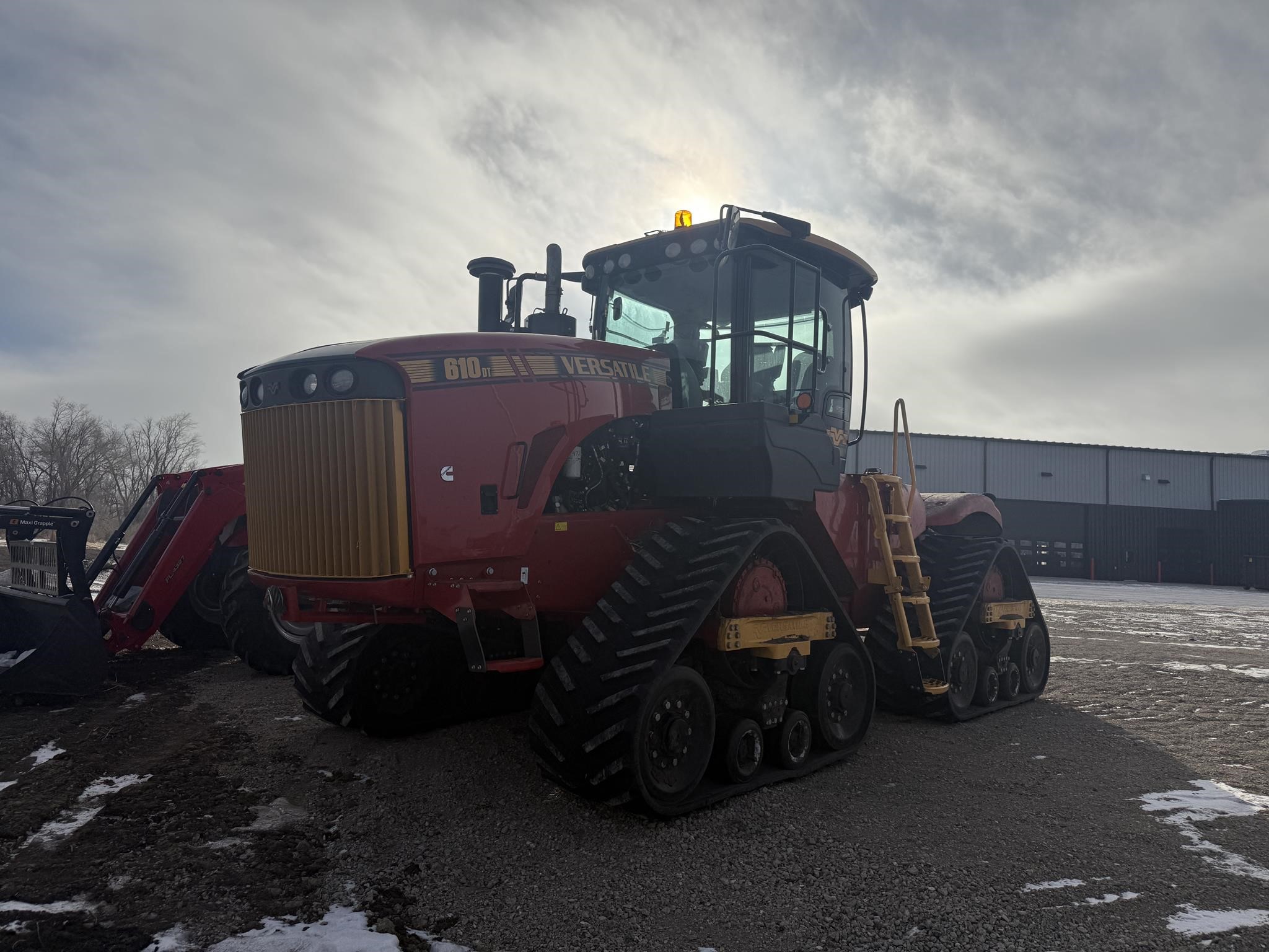 2021 Versatile DT610 Tractor