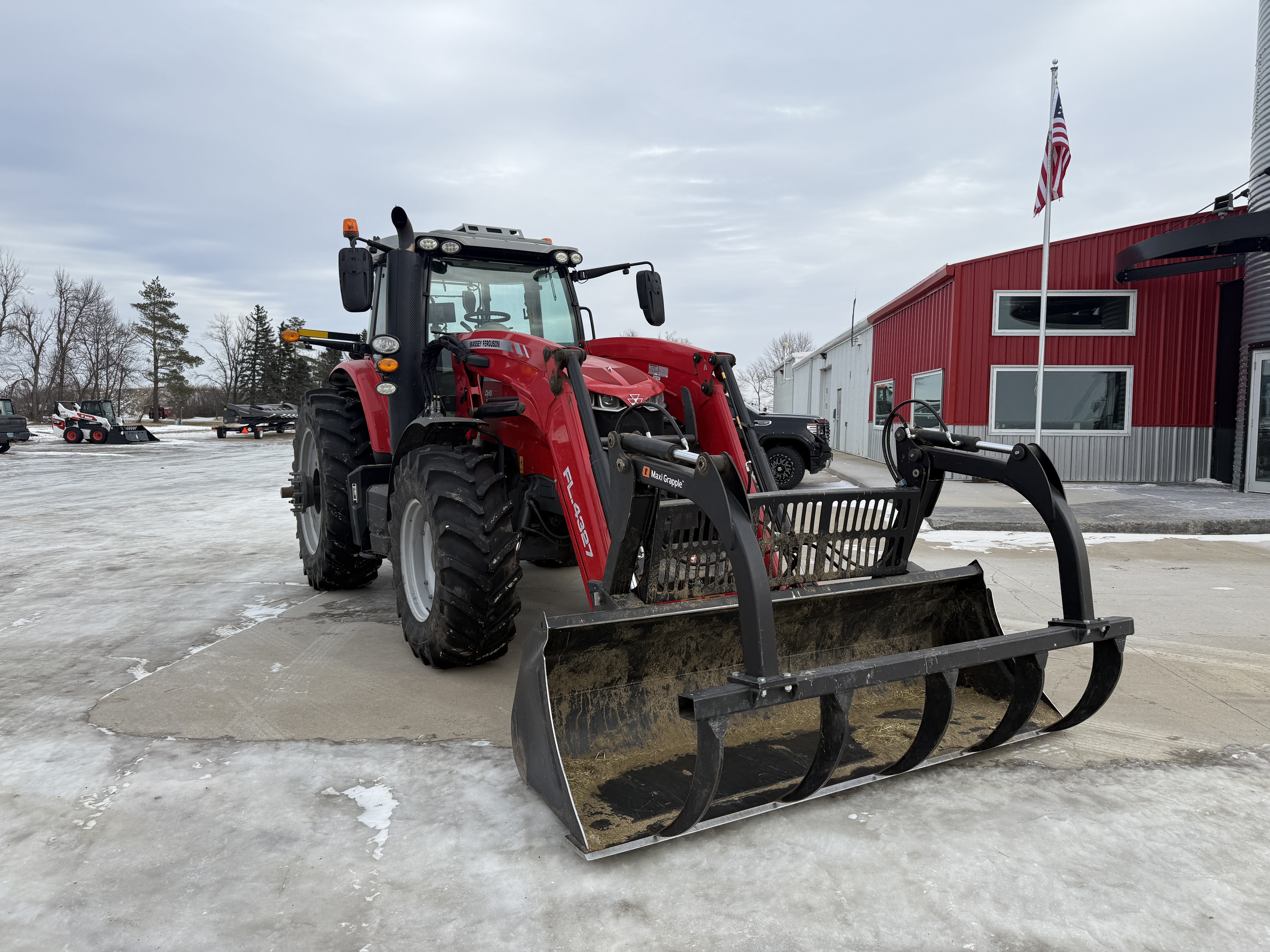 2021 Massey Ferguson MF7716 Tractor