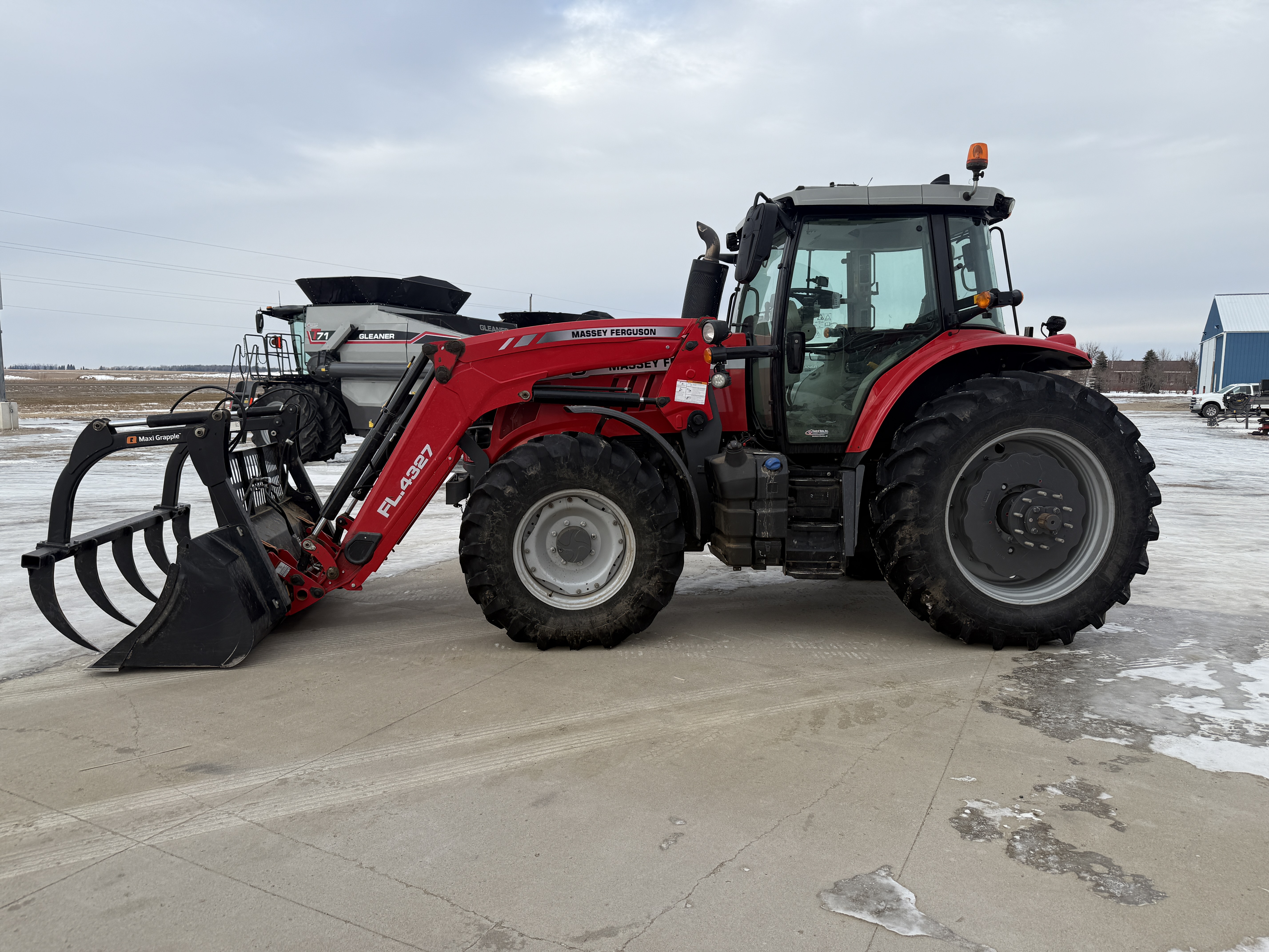 2021 Massey Ferguson MF7716 Tractor