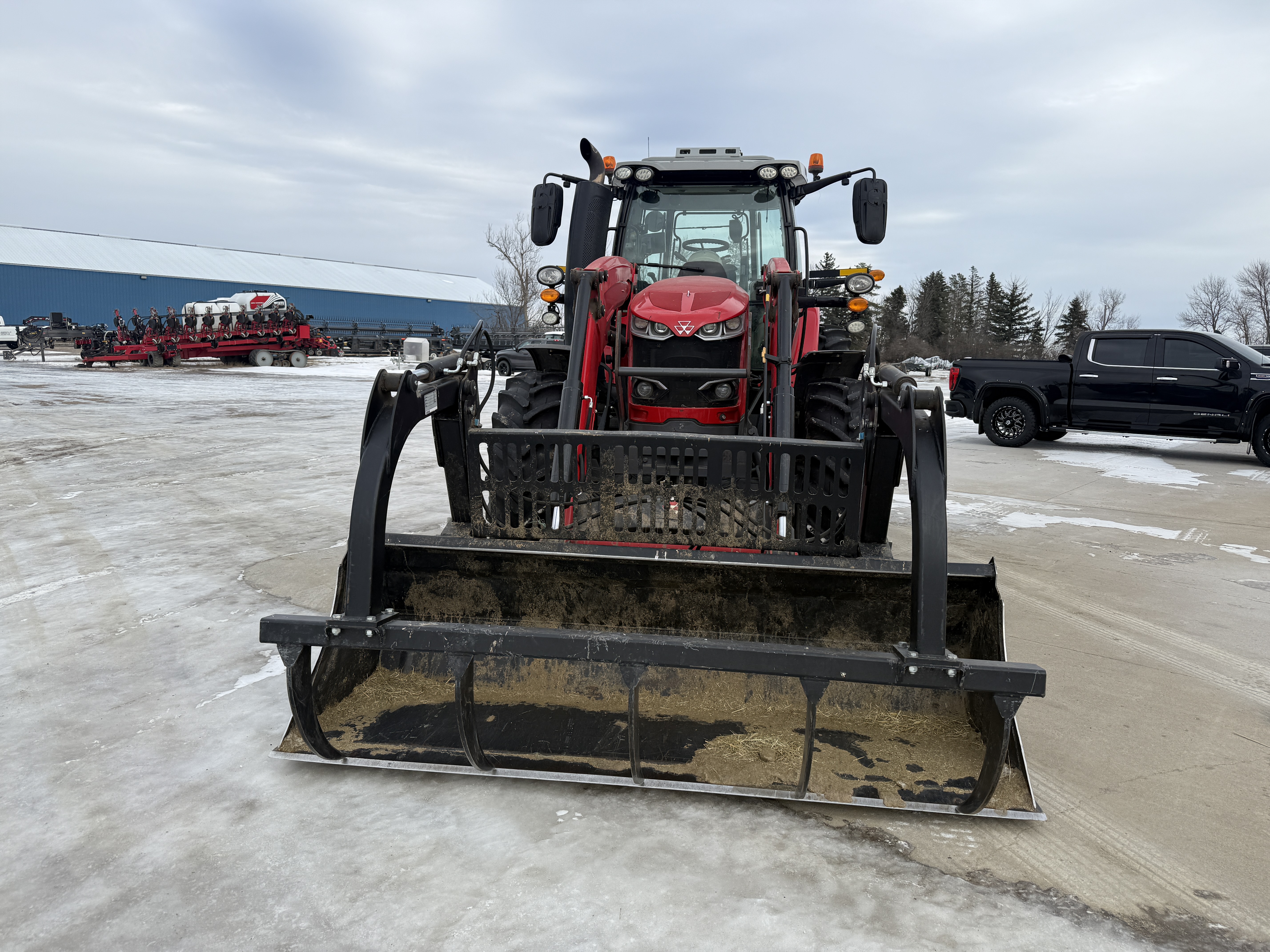 2021 Massey Ferguson MF7716 Tractor