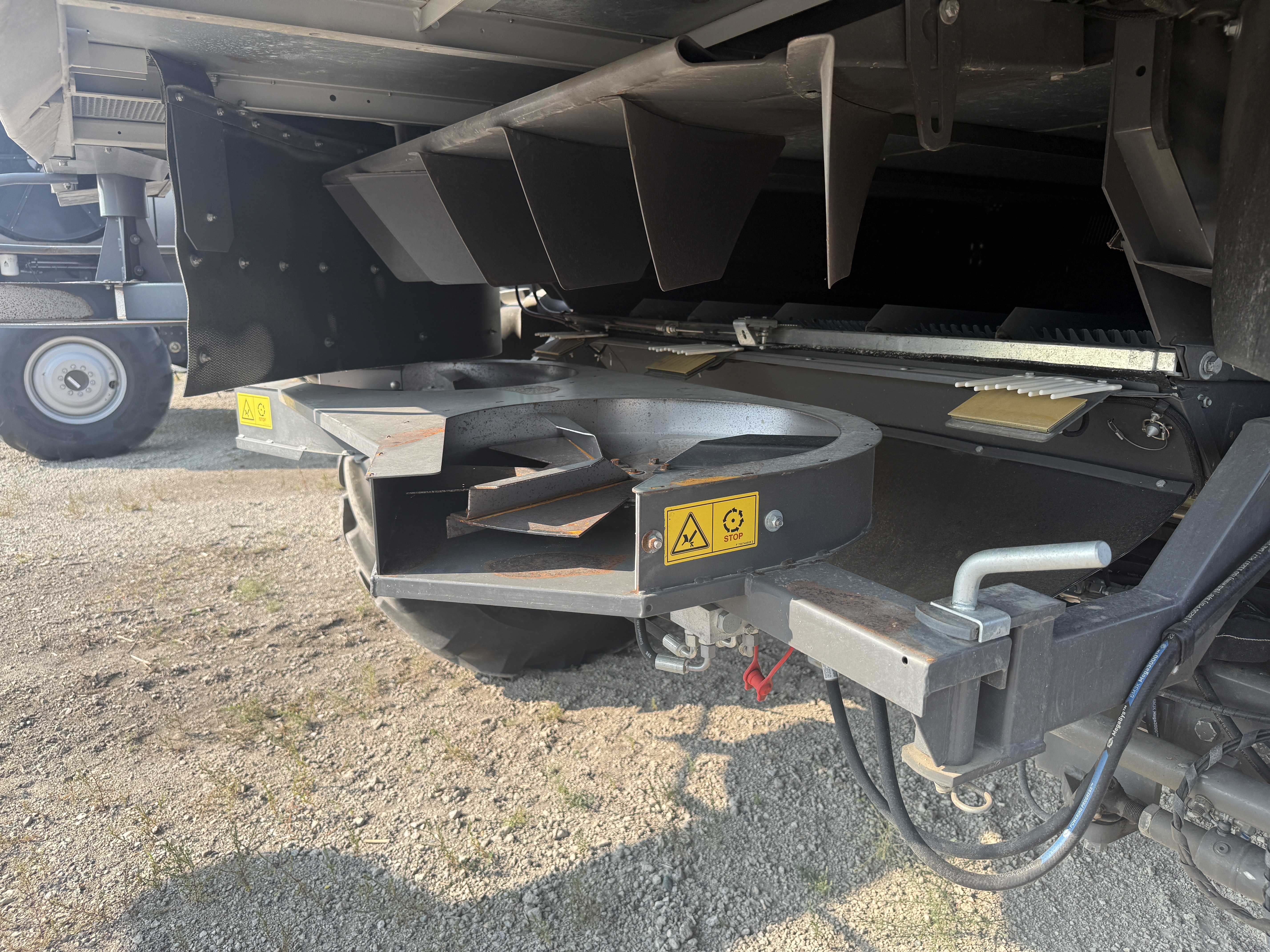 2023 AGCO Gleaner S97 Combine