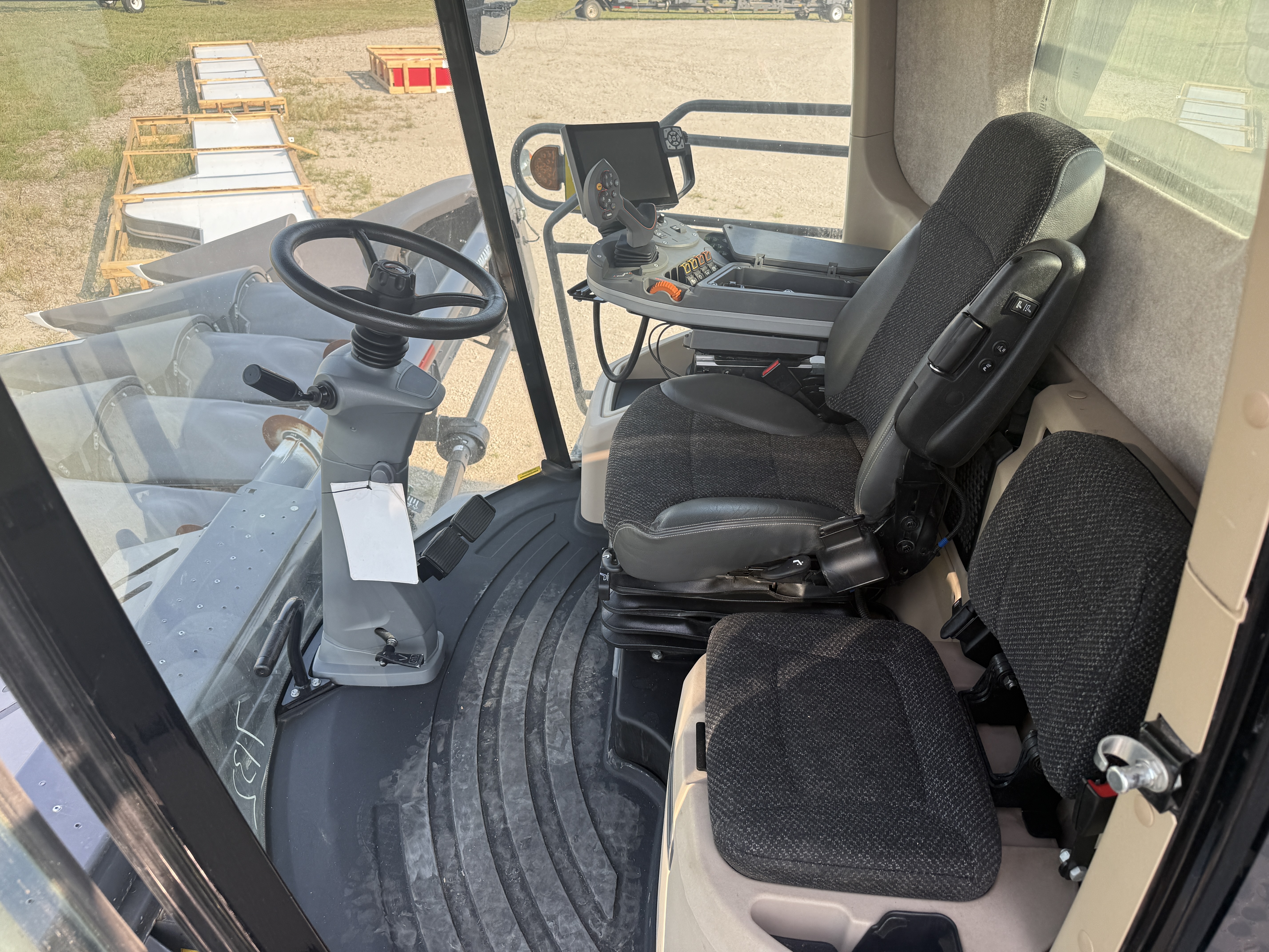 2023 AGCO Gleaner S97 Combine