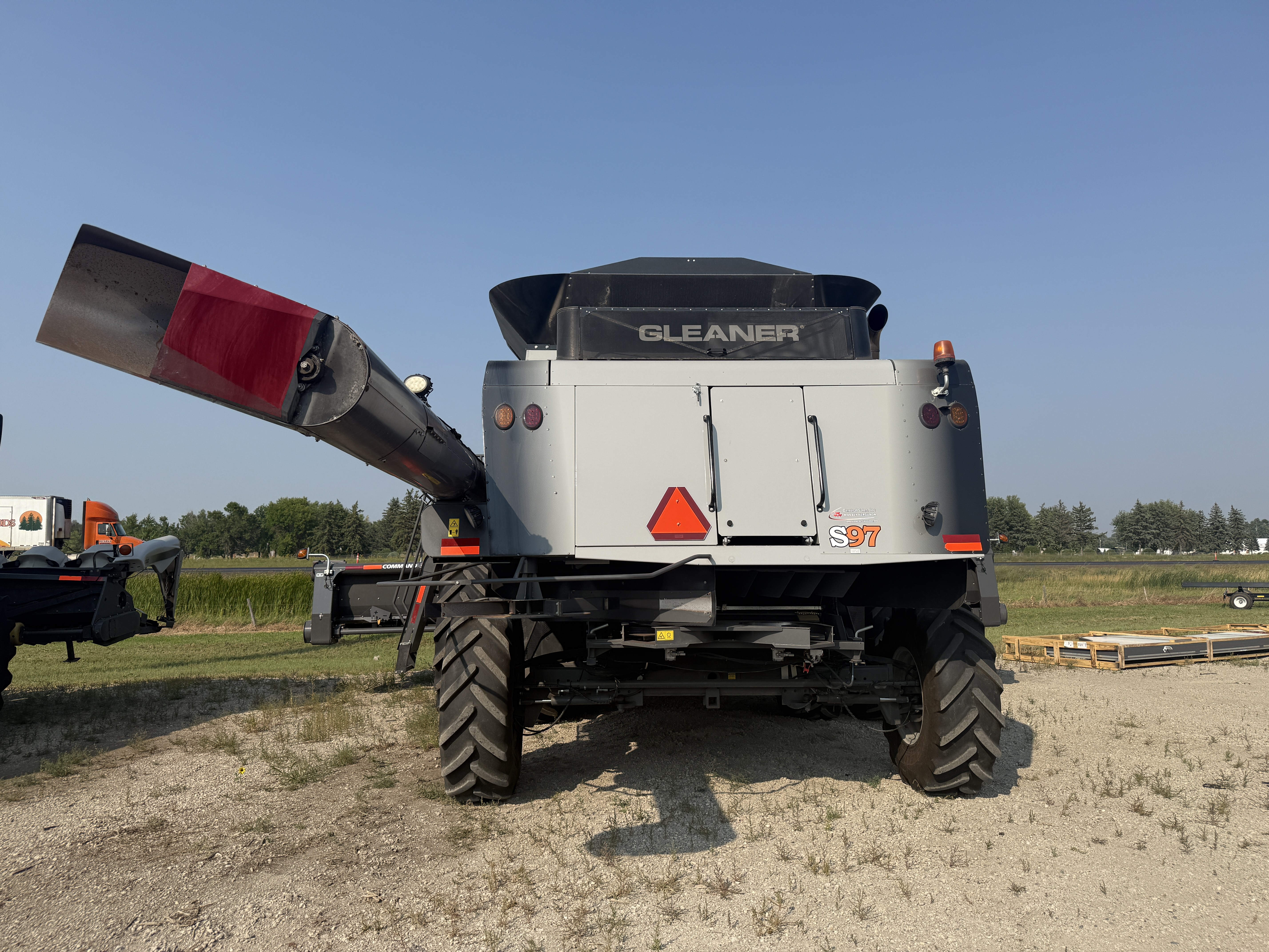 2023 AGCO Gleaner S97 Combine